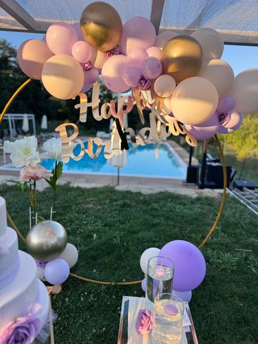 Un compleanno elegante tra raffinatezza e dolcezza!