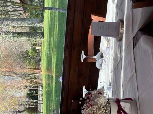 Allestimento Confettata Elegante Battesimo e Matrimonio – Sweet Table Romantico con Fiori Secchi e Palloncini Cuore