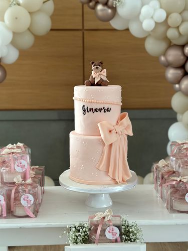 Allestimento Battesimo Elegante Rosa Cipria e Oro – Balloon Arch Organico con Orsetto e Confettata Luxury