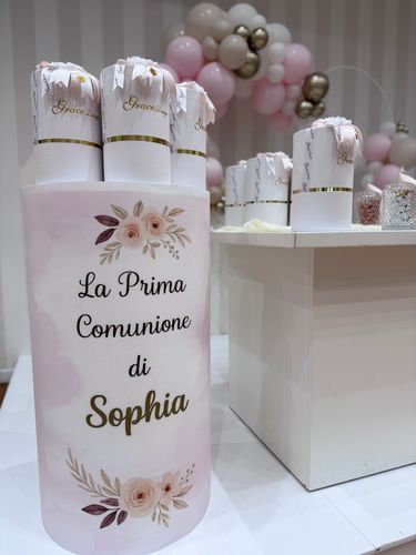 Allestimento Prima Comunione Bimba Rosa Cipria e Oro – Sweet Table Elegante con Arco Balloon e Confettata Luxury