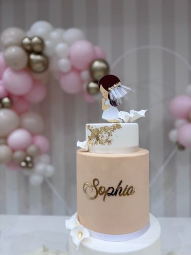 Allestimento Prima Comunione Bimba Rosa Cipria e Oro – Sweet Table Elegante con Arco Balloon e Confettata Luxury