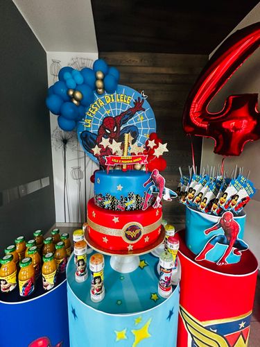 Allestimento Compleanno Tema Supereroi Marvel – Balloon Art Spider-Man con Numero 40 Gigante e Sweet Table Personalizzato