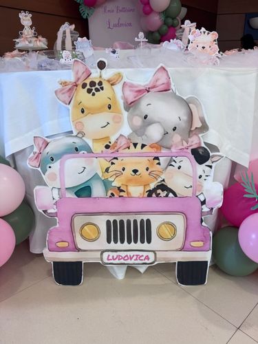 Allestimento Battesimo Tema Safari Rosa – Confettata Elegante con Balloon Arch Tropicale e Animali Baby Girl a Venafro