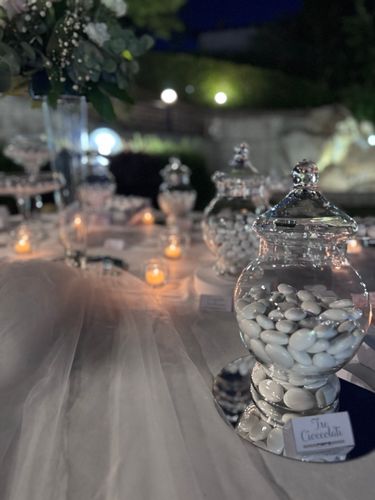 Confettata matrimonio