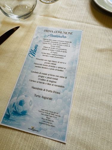 Prima Comunione Alessandro – Allestimento Tema Calcio Elegante Azzurro e Bianco | Balloon Art e Sweet Table