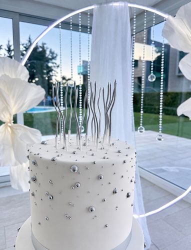 Allestimento 18 anni bianco e argento a Isernia | Federica