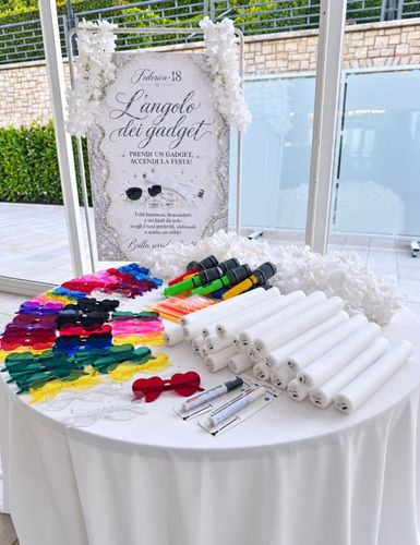 Allestimento 18 anni bianco e argento a Isernia | Federica